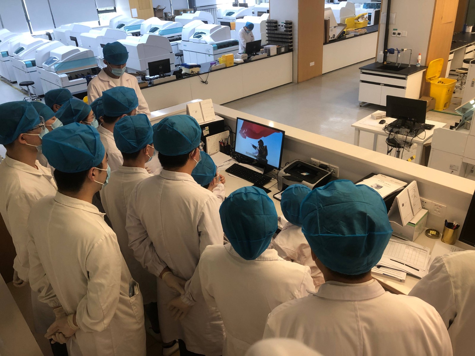 1729058069164641.jpg ÊØºÃºìÉ«¸ùÂö °àǰʮ·ÖÖÓÔ˶¯.jpg