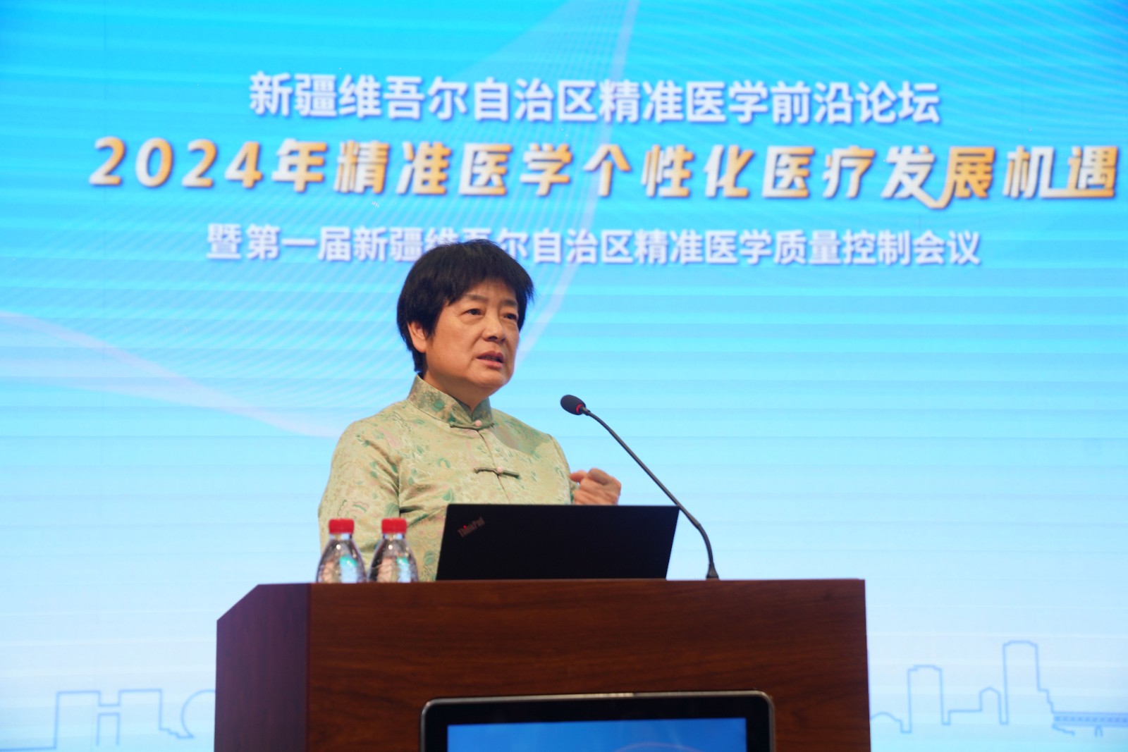 1730337955437411.jpg »ÆºÉ·ï.jpg