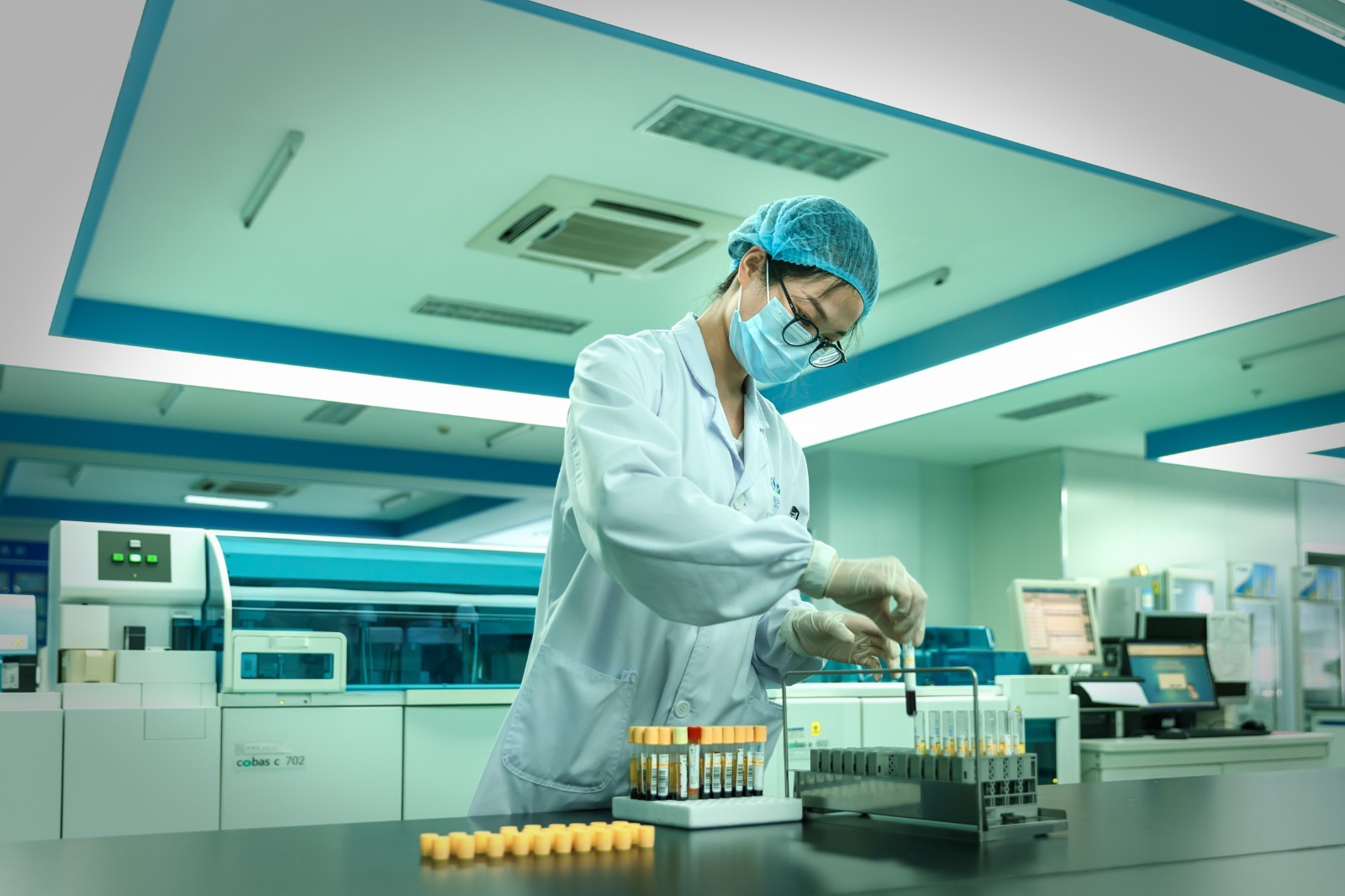 1665474180656084470.jpg 实验室(5).jpg